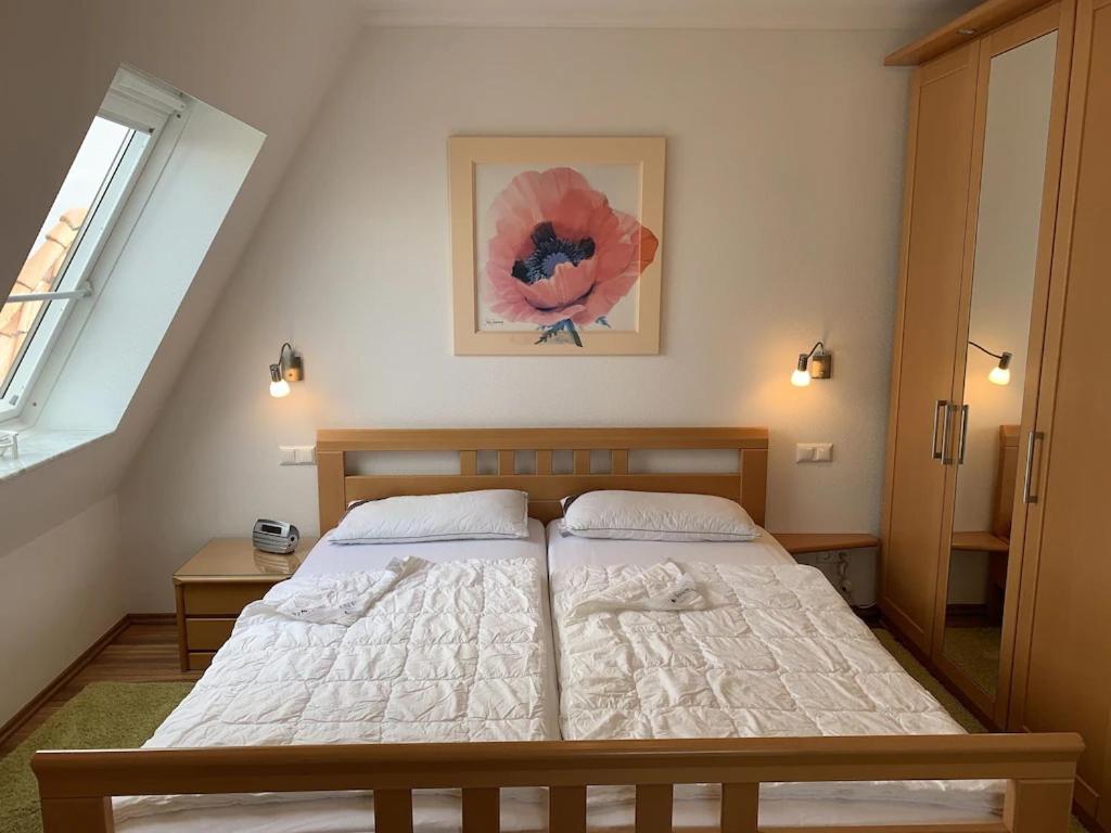 Ferienwohnung Hafenblick Wiek auf Rügen Esterno foto